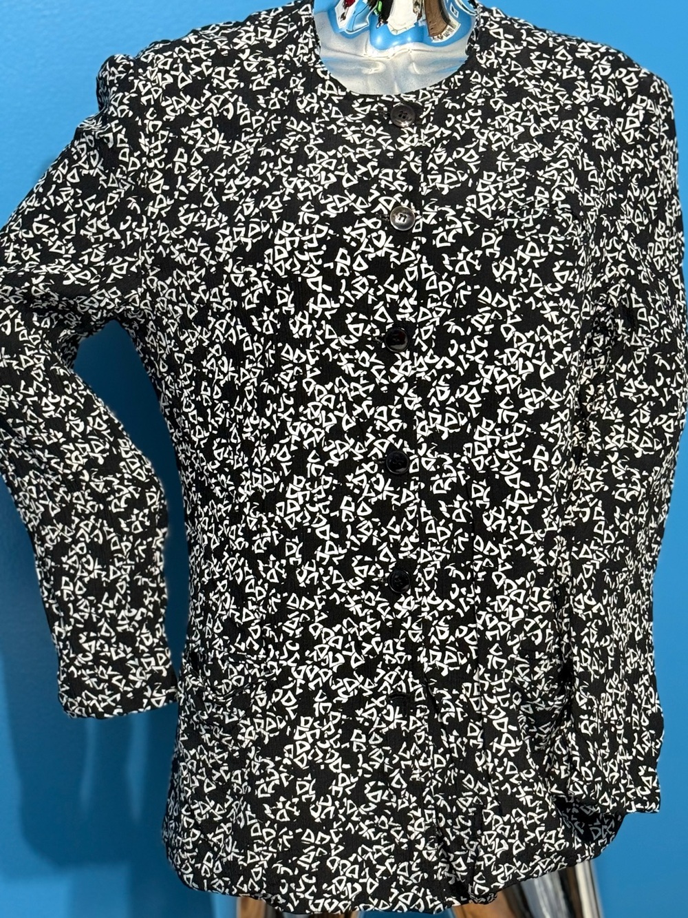 Oleg Cassini Designer made in Columbia Black & White Abstract Jacket L